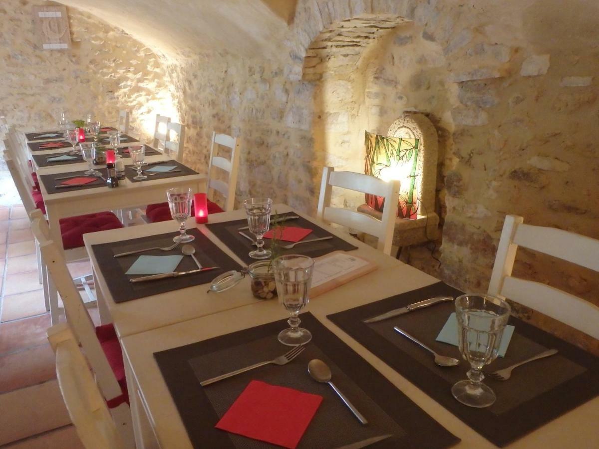 Le Prieure D'Orniols Hotel Goudargues Esterno foto
