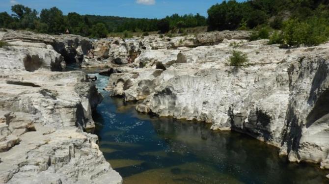 Le Prieure D'Orniols Hotel Goudargues Esterno foto